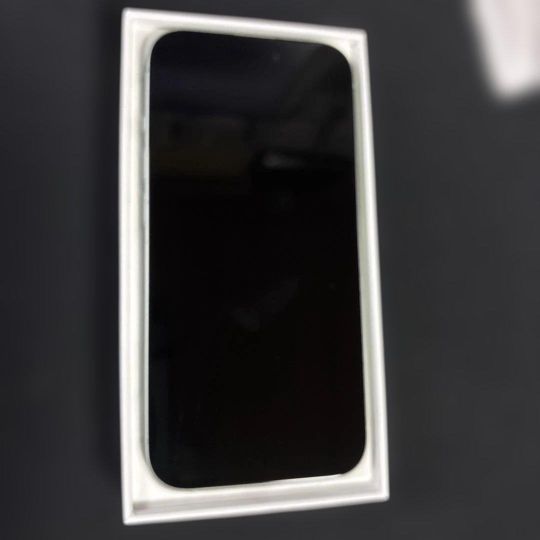 Apple iPhone 15 グリーン 128GB 本体