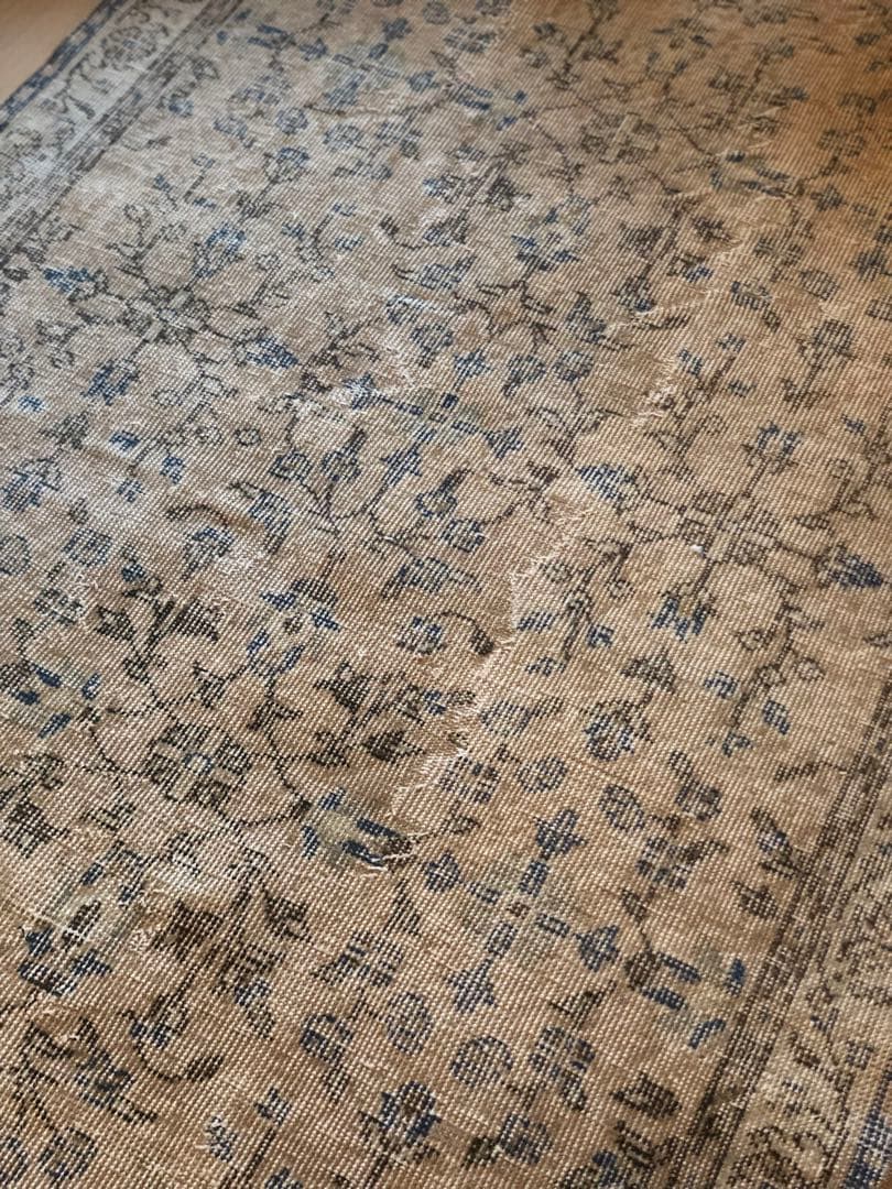 ヴィンテージラグ　くすみアプリコット　トルコ　ボタニカルフローラル　ウォッシュ