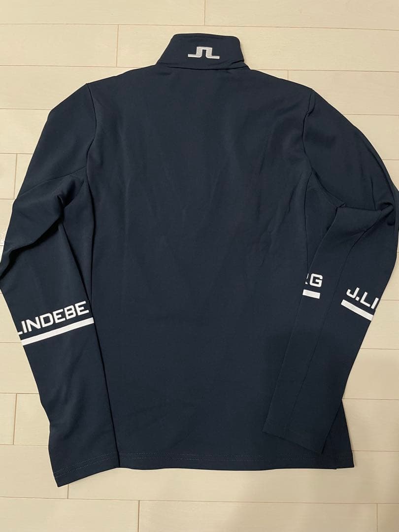 未使用⭐︎J.LINDEBERG ジェイリンドバーグ　ジップハイネック トップス