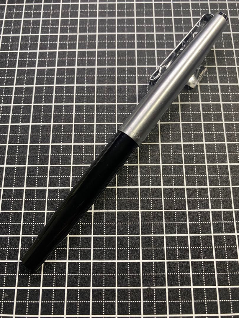 MONTBLANC 622 Junior 万年筆　字幅F程度