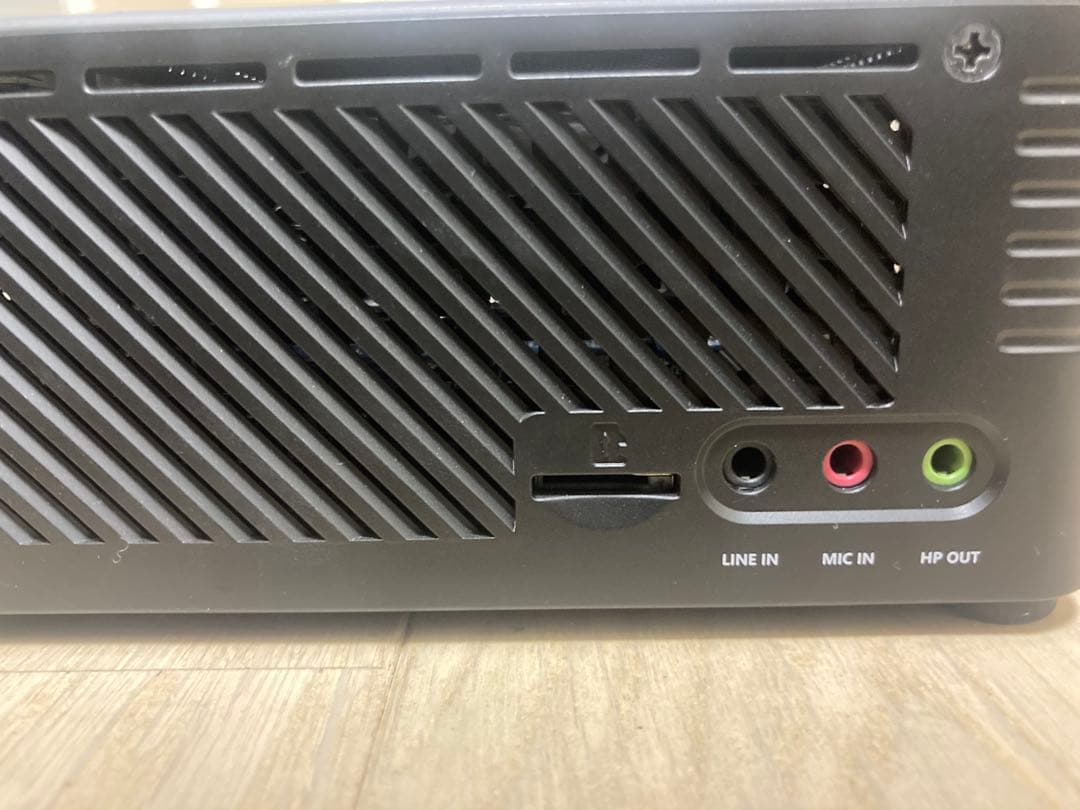 ミニPC Minisforum X400