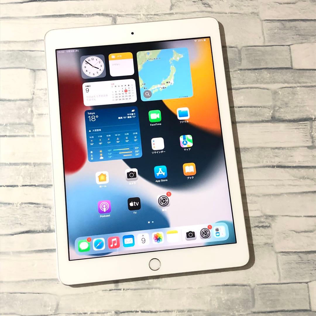 Apple 第5世代 iPad wifiモデル 32GB　管理番号：1229
