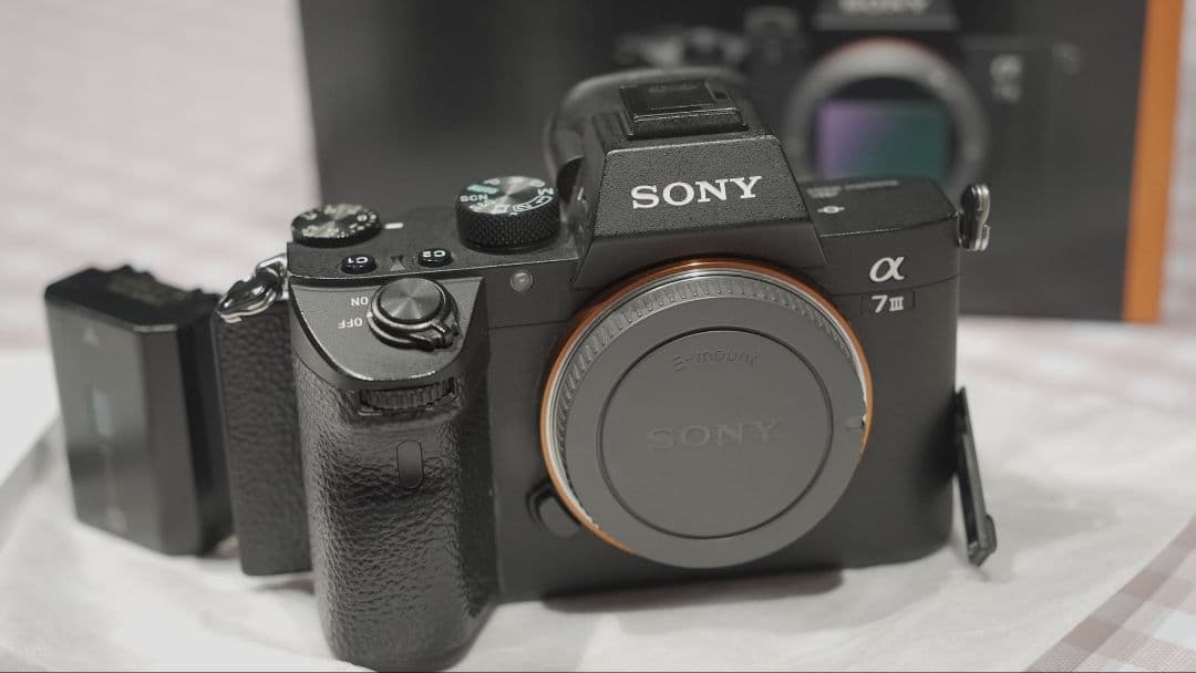 SONY α7 III ミラーレス一眼 本体　クイックリリースプレート付き