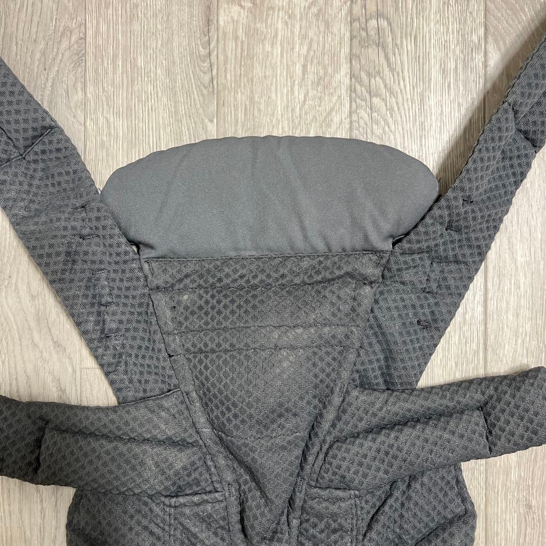 オムニブリーズOMNI breezeグラファイトグレー　エルゴベビー　抱っこ紐