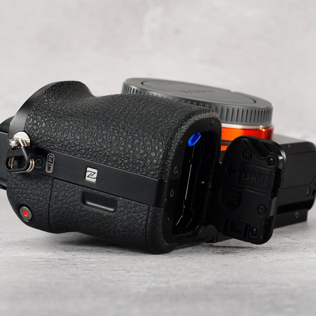 闇を光に変える魔法のカメラ★α7S★13,296回 SONY ILCE-7S
