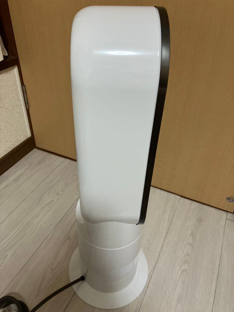 2023年製 Dyson HOT+CooL AM09 セラミックファンヒーター