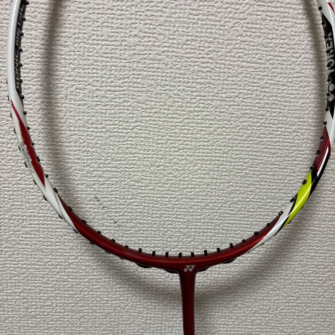 人気商品　バドミントンラケット アークセイバー11 3U5 ヨネックス