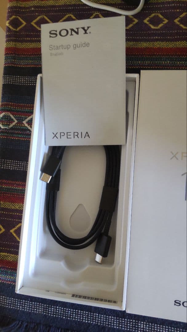 未使用品 Sony Xperia 1 IV 白色 グローバルモデル