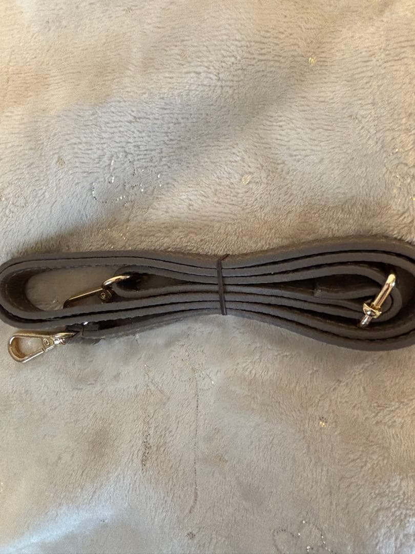 最終お値下げ！ハンドバック、斜めがけバック別売ベルト付き！