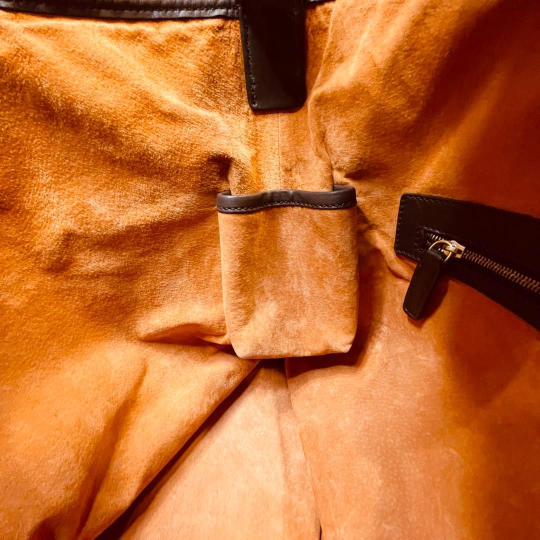 ⭐️美品⭐️ HIROFU ワンショルダーバッグ　チャーム付き　スエード裏地　本革