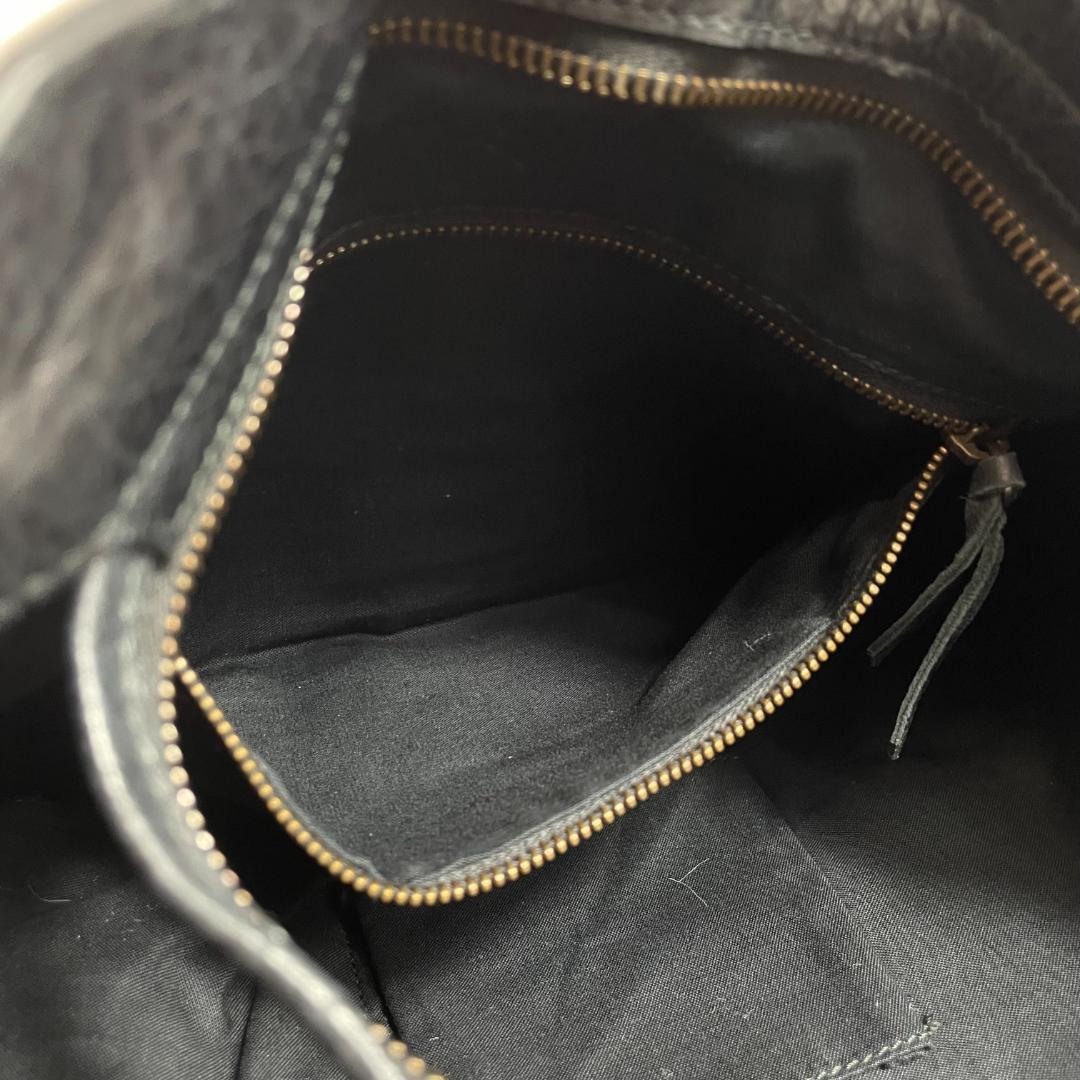 バレンシアガ 240579 クラシック タウン ハンドバッグ MBZ144