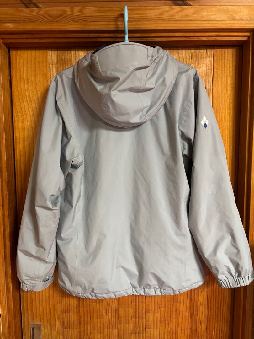 モンベル　パウダーグライドパーカ　サイズL 人気のライトグレー　ゴアテックス