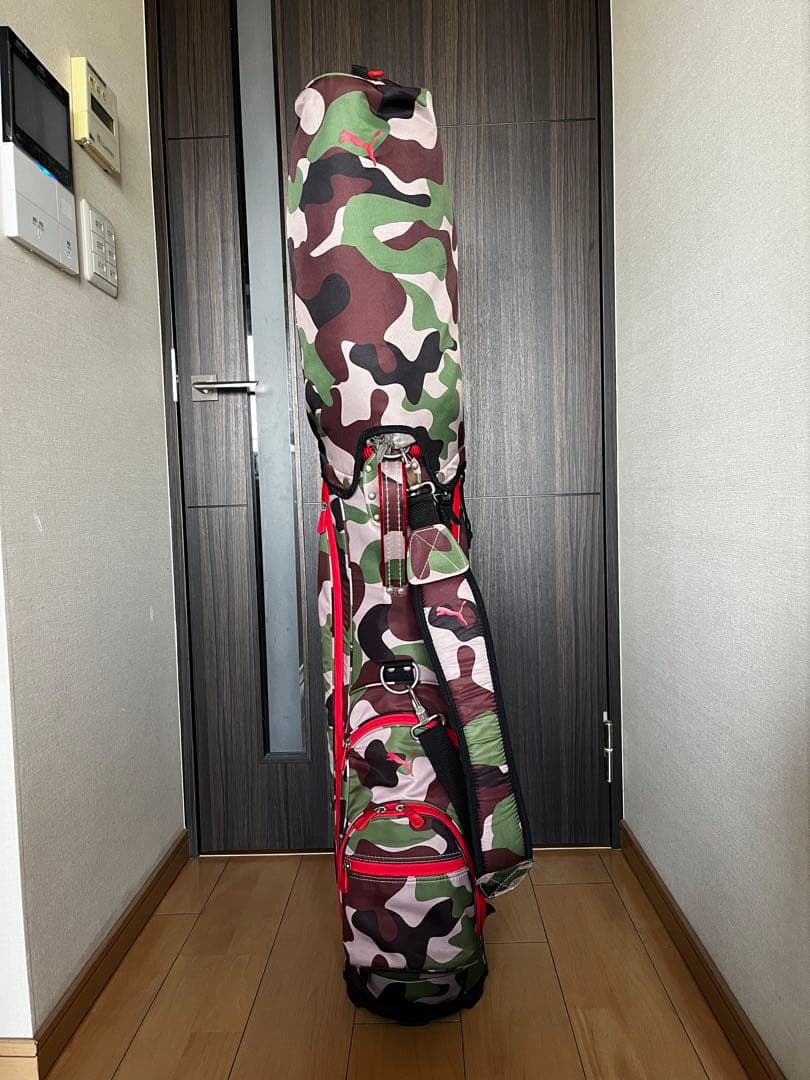 良品PUMA プーマ キャディバッグ 人気の迷彩 カモフラ柄 ゴルフバック　軽量
