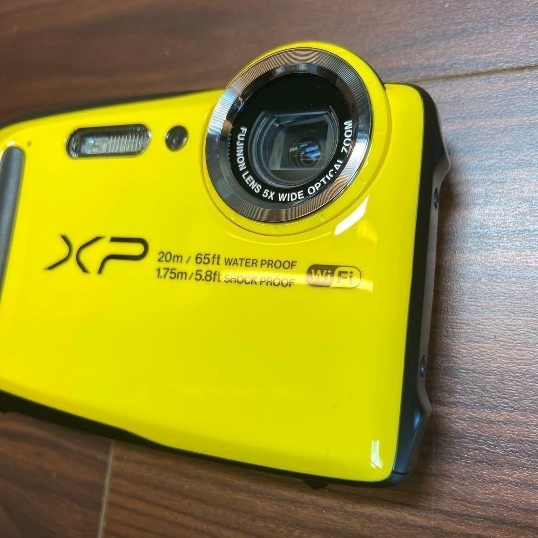 FUJI FILM FinePix XP120 デジカメ ほぼ新品 4277