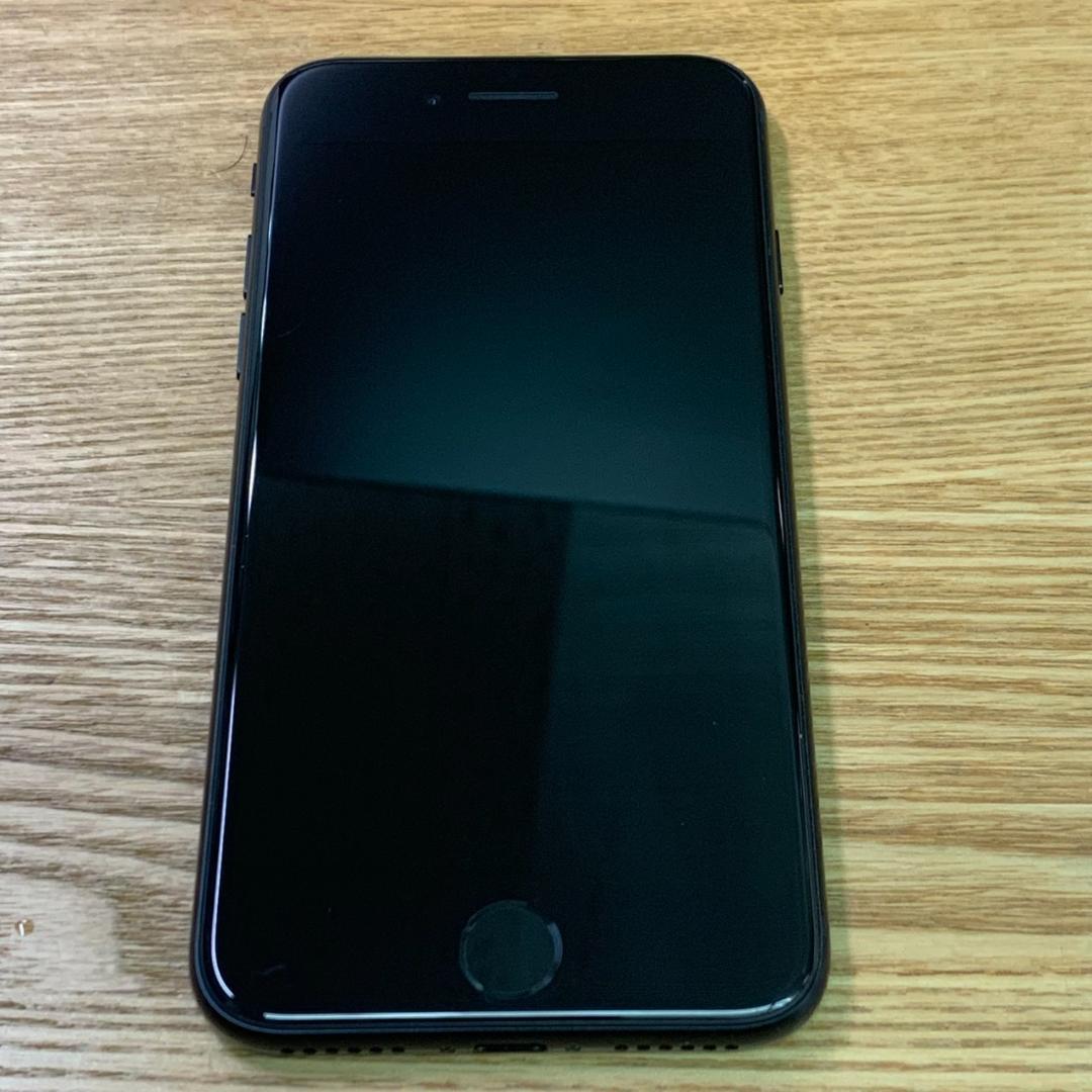 J11 SIMフリー iPhoneSE 第3世代 64GB おまけ付き