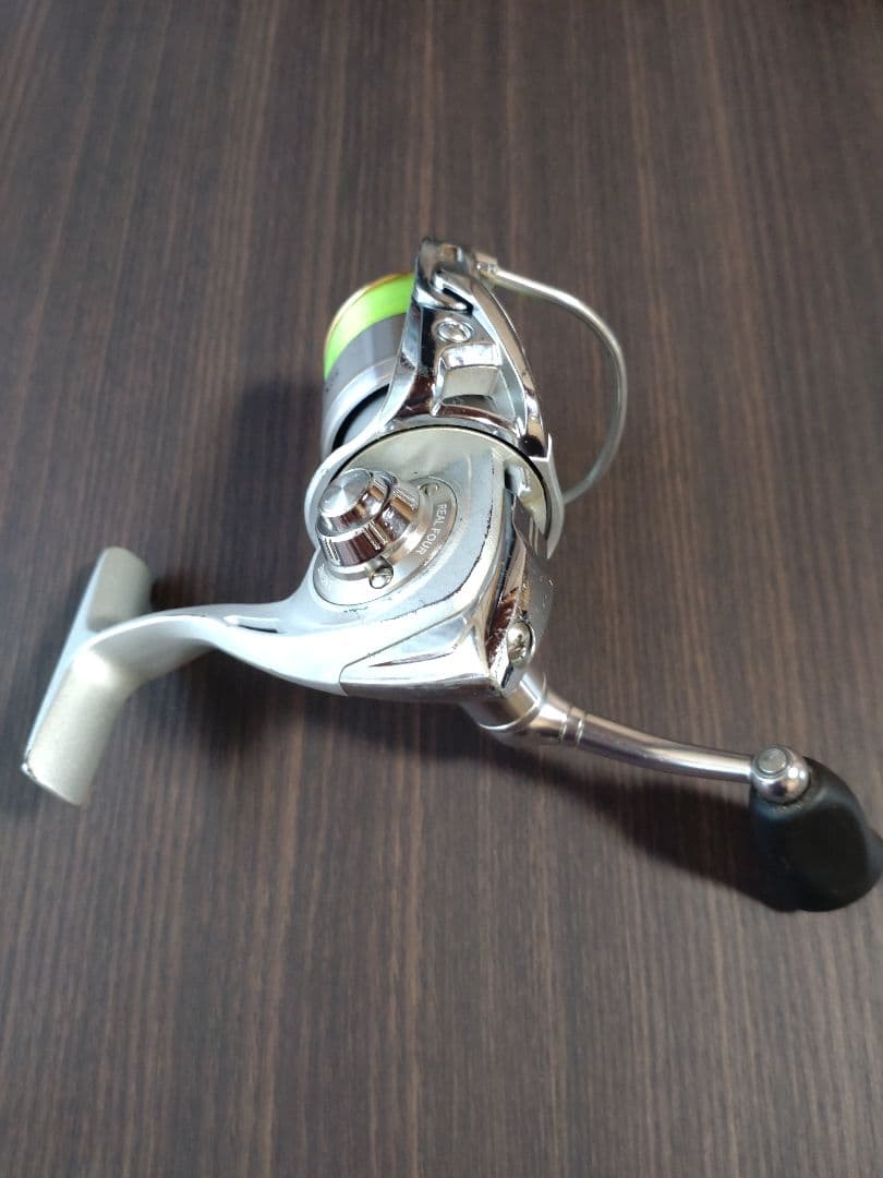 DAIWA ダイワ LUVIAS ルビアス2000 (055453)