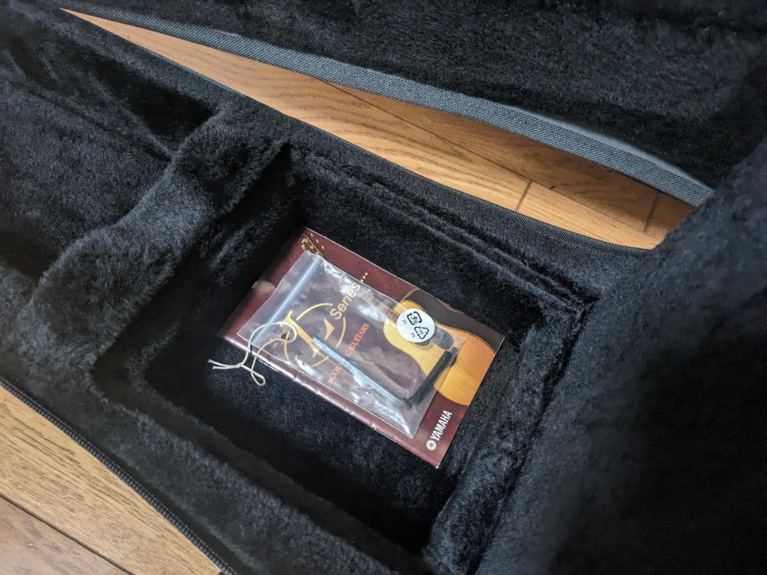 ■YAMAHA LL6SB ビンテージギター 激鳴、激美 送料は無料 !