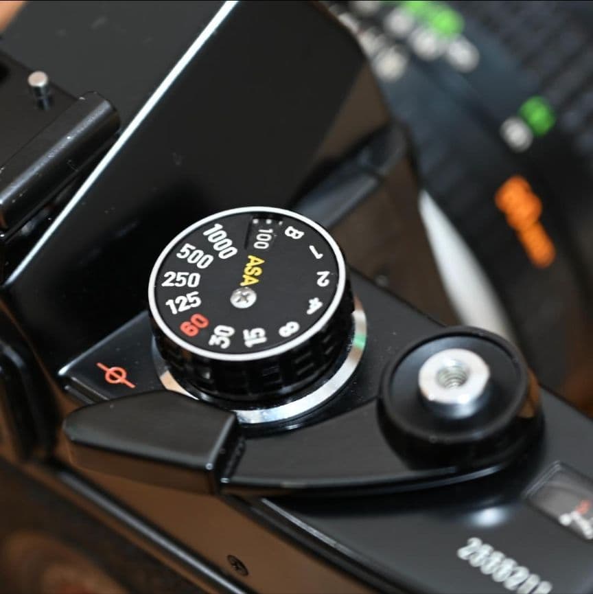 [美品] MINOLTA SRT101 フィルムカメラ レンズ付き 動作確認済み