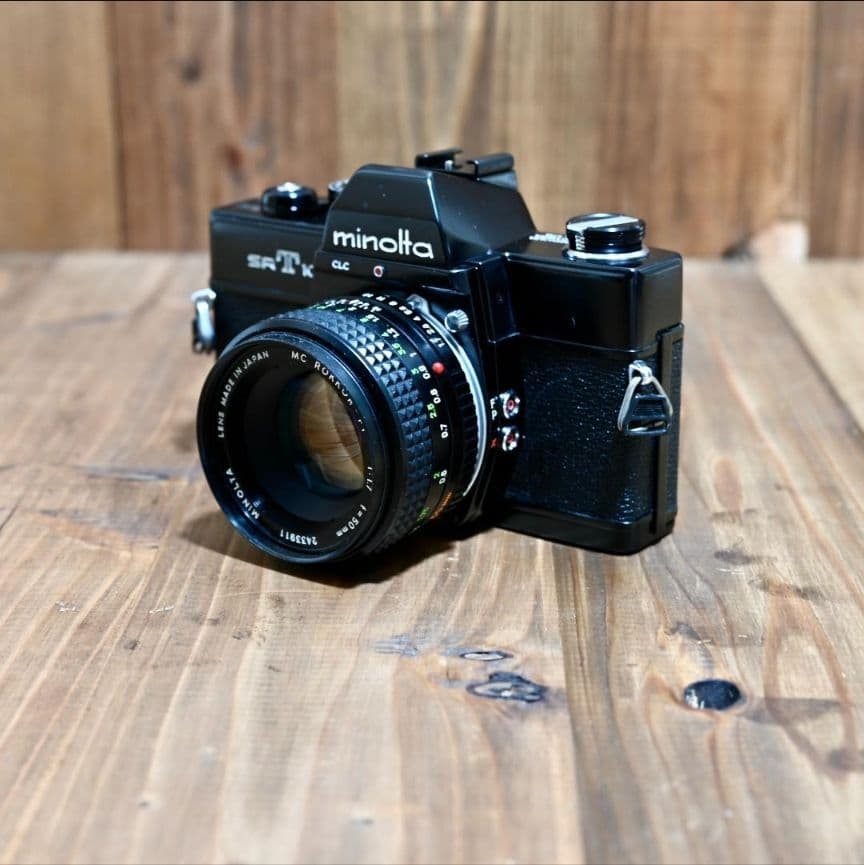 [美品] MINOLTA SRT101 フィルムカメラ レンズ付き 動作確認済み
