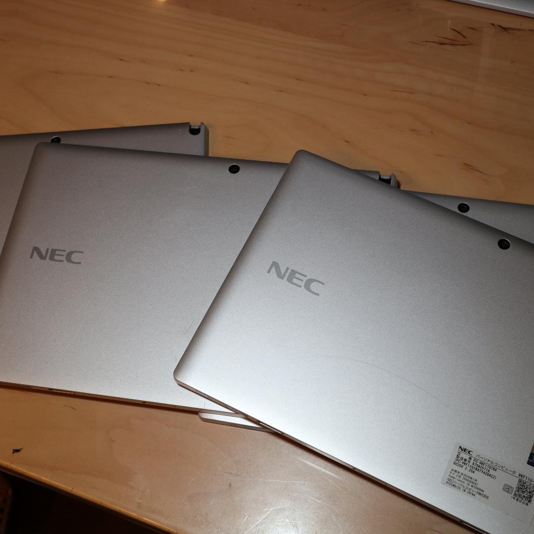 お手頃タブレット！Win11公式サポート/SSD/4G/無線/カメラ/タッチ