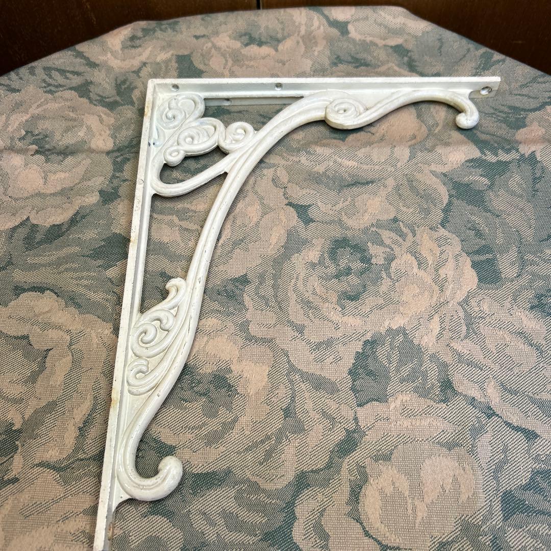 貴重アンティーク エレガントなアイアンブラケット/棚受け/ハンギング アイボリー