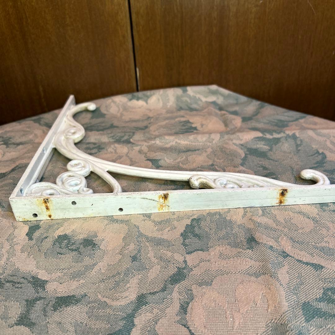 貴重アンティーク エレガントなアイアンブラケット/棚受け/ハンギング アイボリー