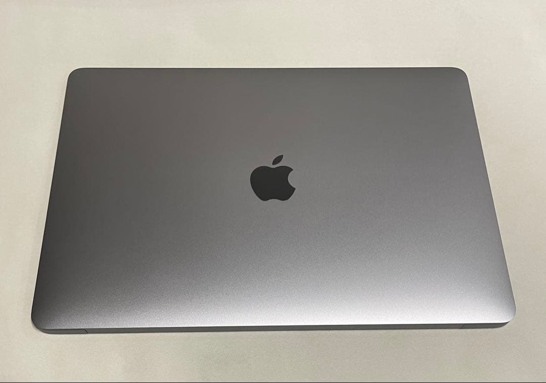 Apple MacBookAir M1 13インチ　99%バッテリ美品液晶線有