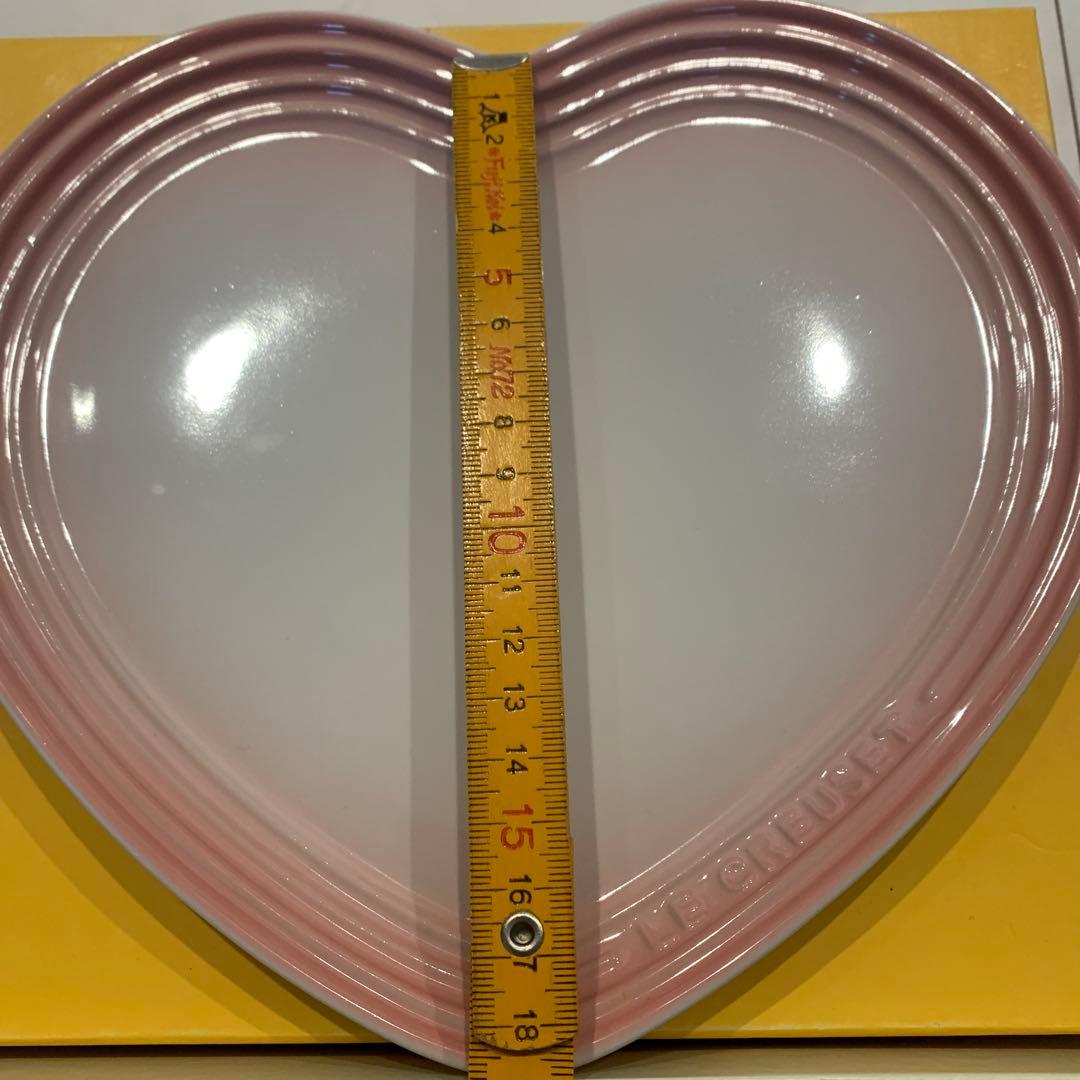 ルクルーゼ　パウダーピンク　ハートプレート&ディッシュセット♪