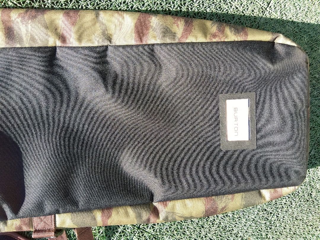 キャスター付きBURTONスノーボードケース/ SALOMON DAKAIN