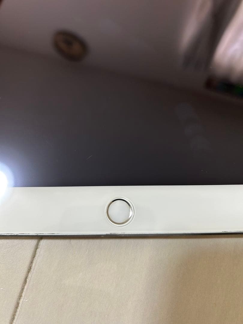 iPad Air 2 タブレット 128G シルバー