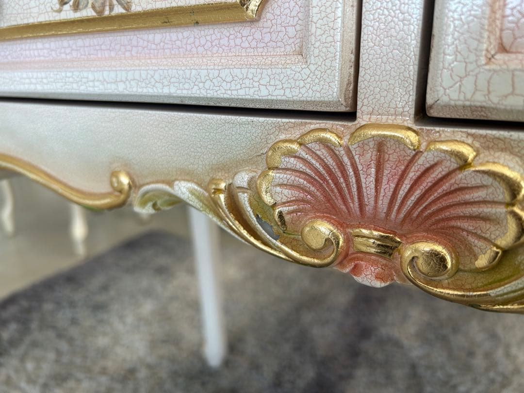 ロココ調　エレガントな猫足コンソールテーブル