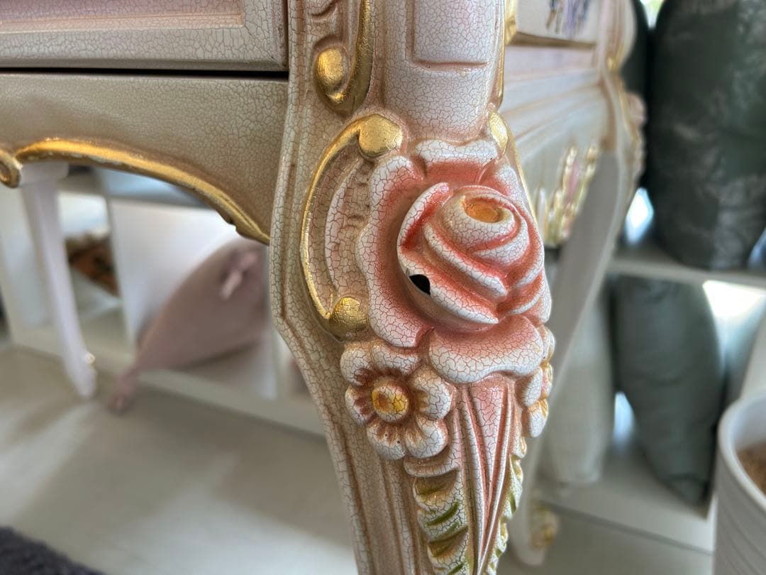 ロココ調　エレガントな猫足コンソールテーブル