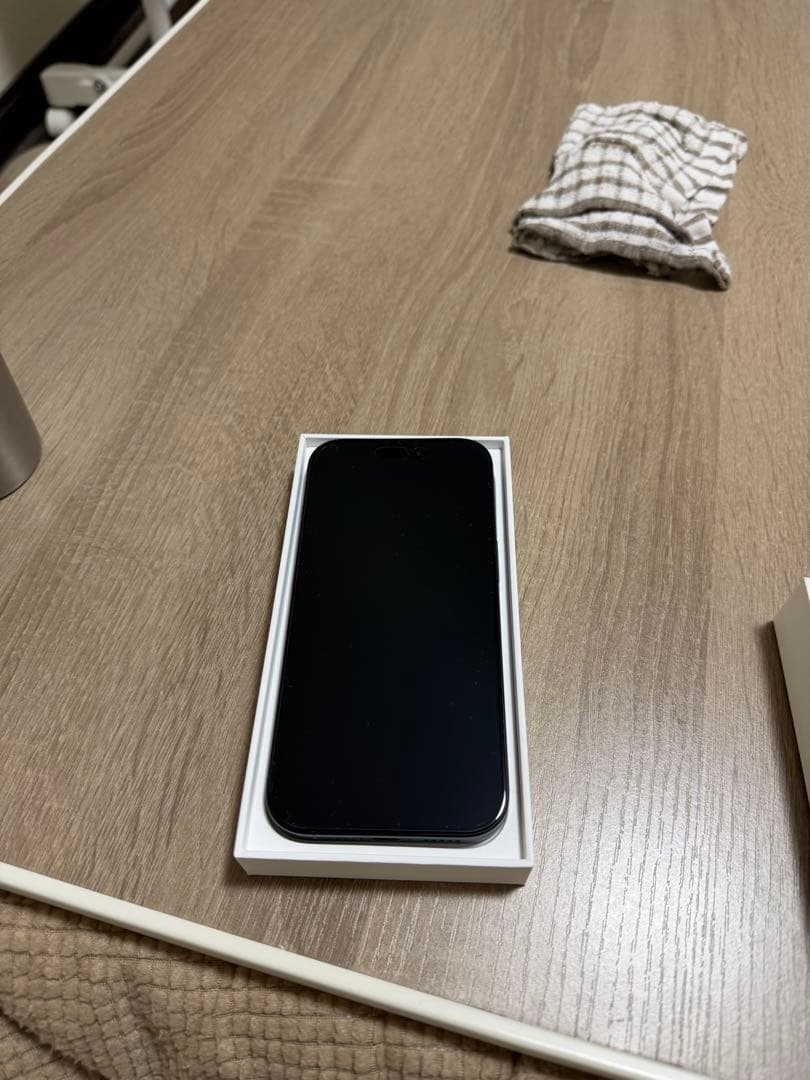 スマートフォン本体 iPhone 16pro256g