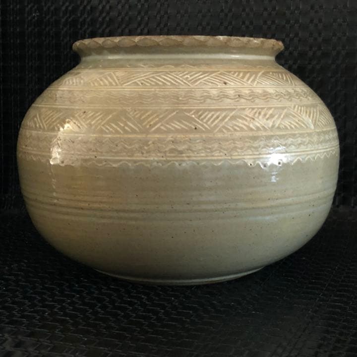 美しい古美術品◼️蔵から出てきた美しい謎の紋様が刻まれた壺、壷、花道具