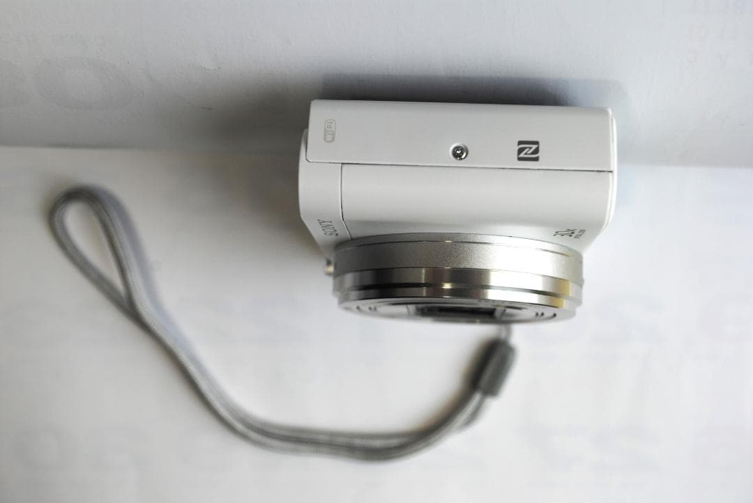 【美品】SONY コンパクトデジタルカメラ DSC-WX500 ホワイト
