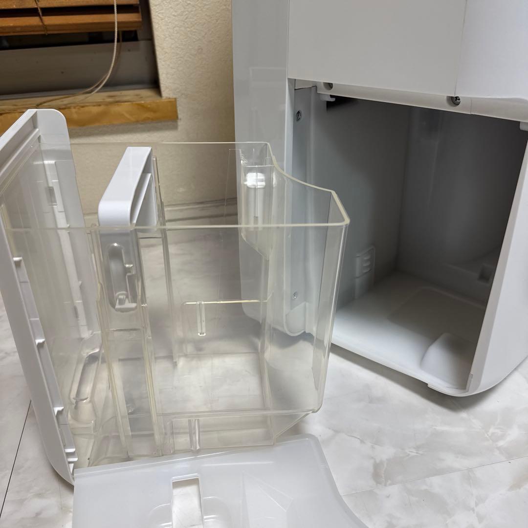 ほぼ未使用 SHARP 衣類乾燥除湿機 コンプレッサー方式 15畳/30畳