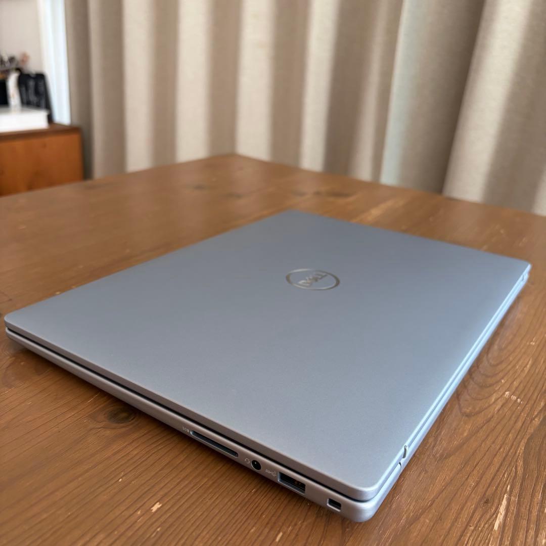 Dell Inspiron 14 5440 メモリ:16GB SSD:512GB