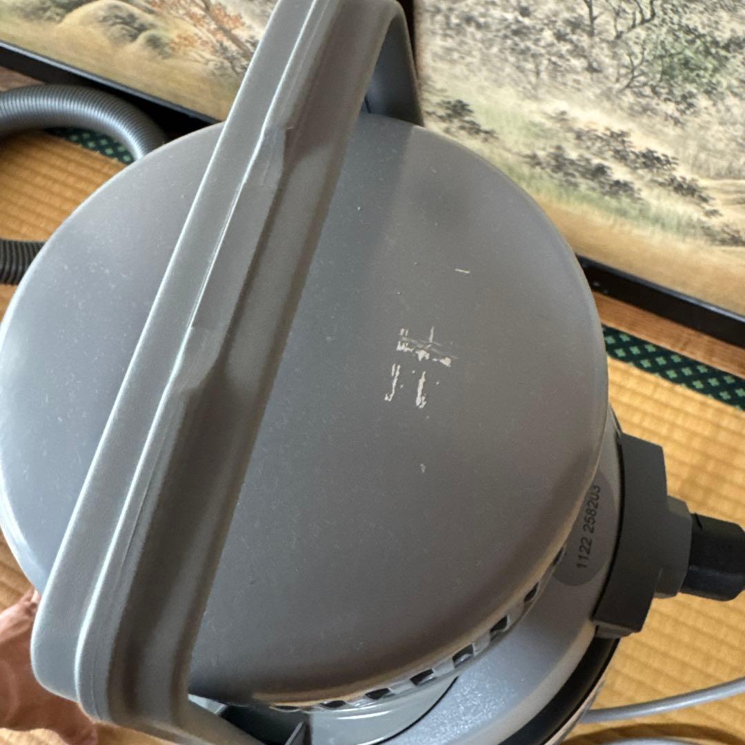 ニルフィスク 掃除機 NILFISK GM80