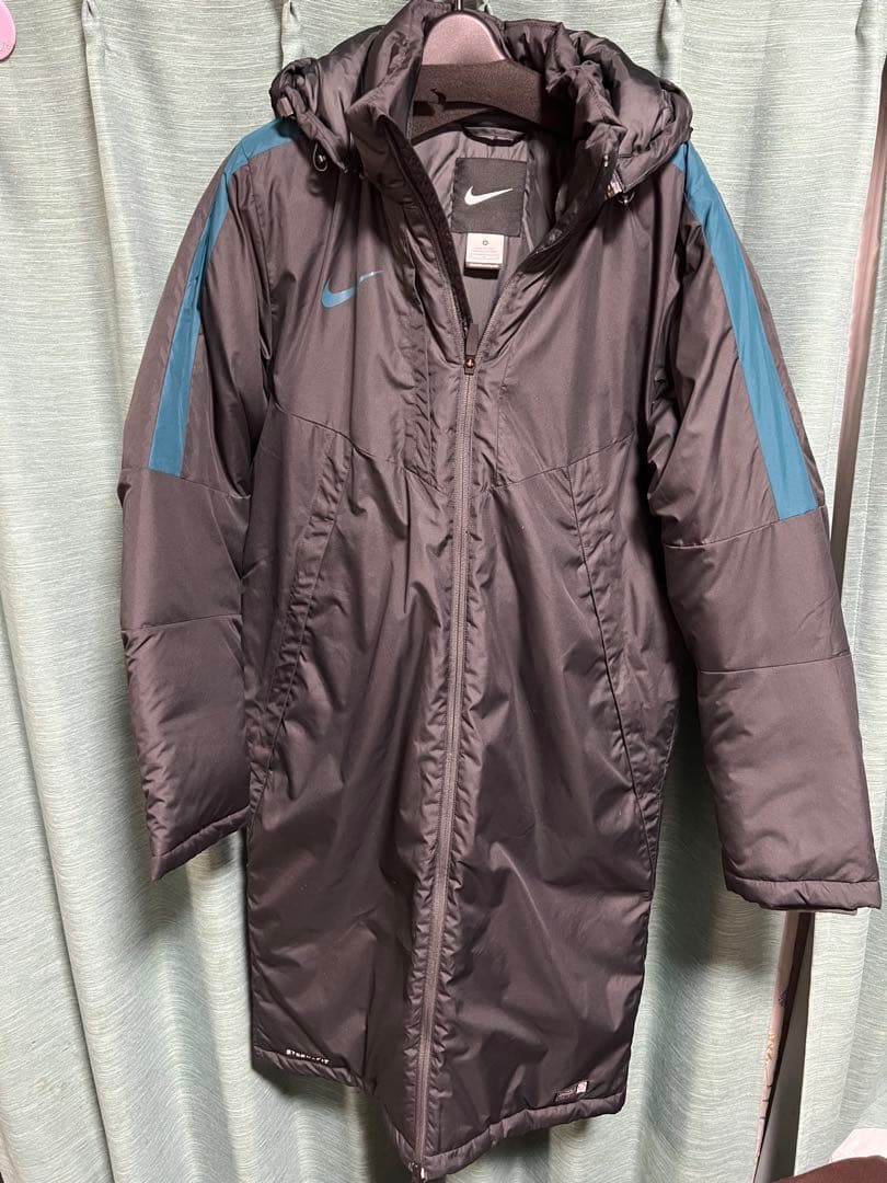 Nike フード付きベンチコート ブラック　黒