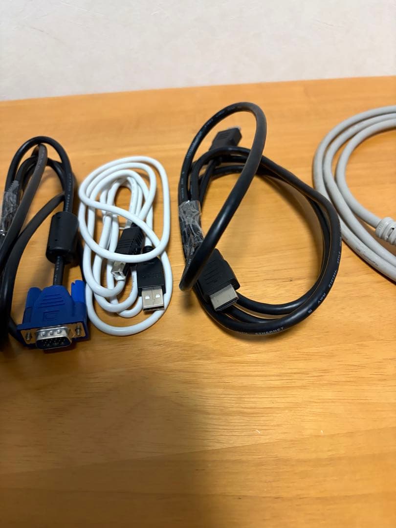 【美品】EPSON エプソン プロジェクター EB-W28