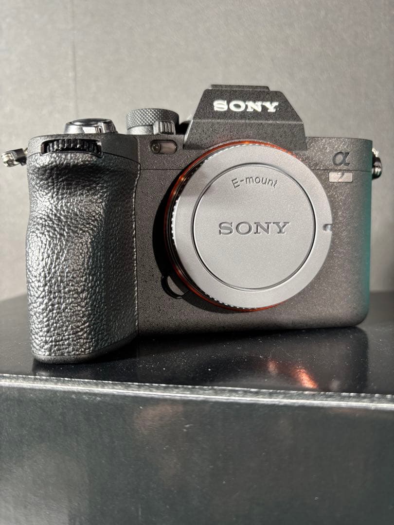 新品同様品　ILCE-7M4K シャッター数15回