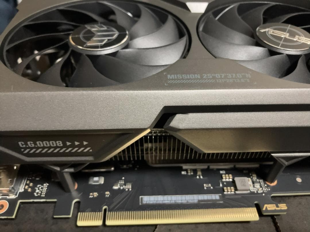 グラフィックボード・グラボ・ビデオカード ASUS TUF Gaming GeForceRTX4070Ti 12GB OC