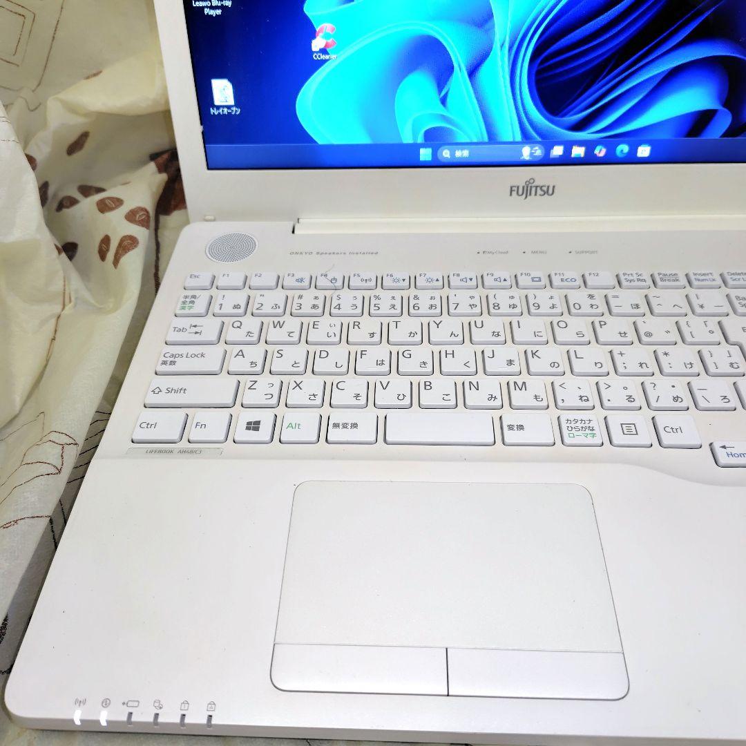 Fujitsu■Core i7 16GB SSD480GB Blu-ray■