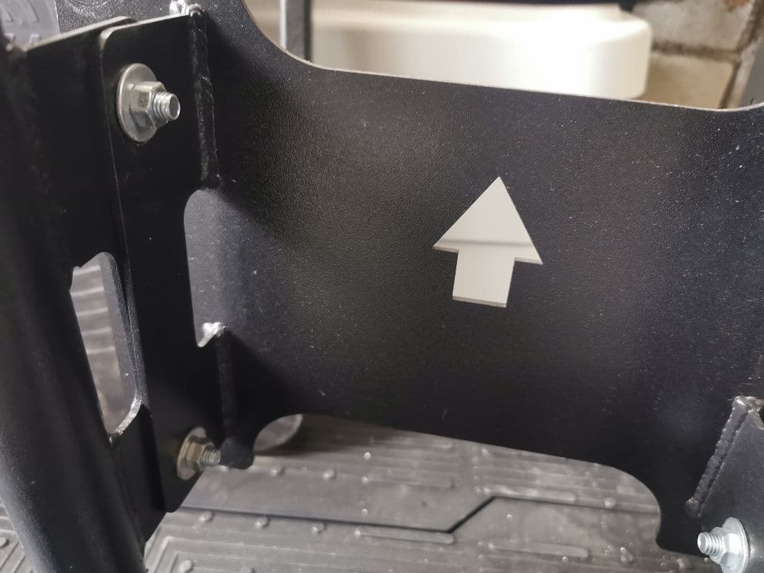 ジムニーJB64・ジムニーシエラJB74専用　リアゲート用キャリアラック　中古