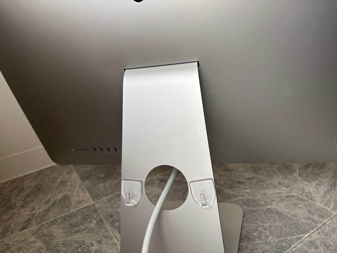 iMac 21.5-inch（Late 2015）