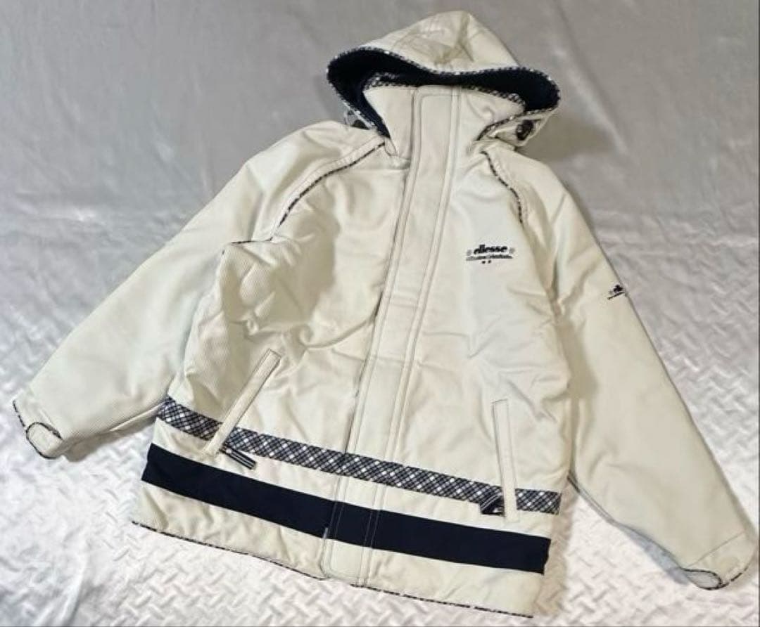 極美品　ellesse スキーウェア　上下セット　白と紺色　レディースL程度