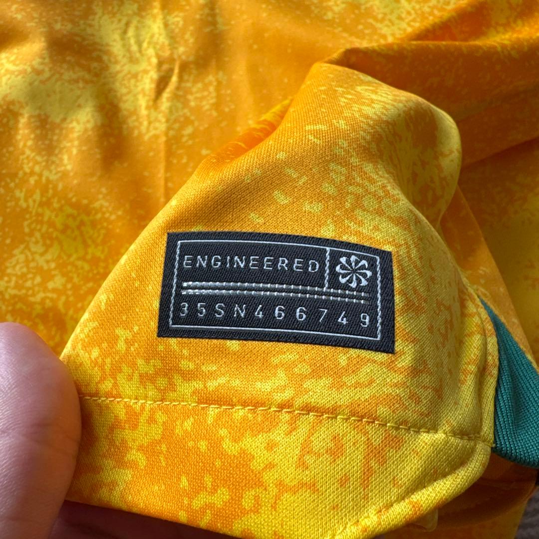 2022年サッカーオーストラリア代表ユニフォーム