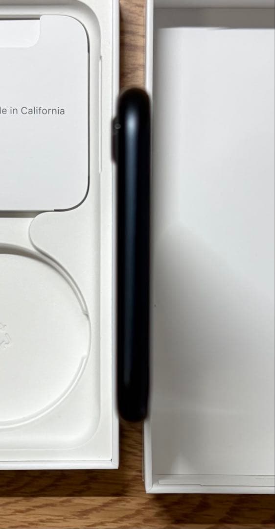 iPhone SE 3 ミッドナイト 128GB SIMフリー 本体