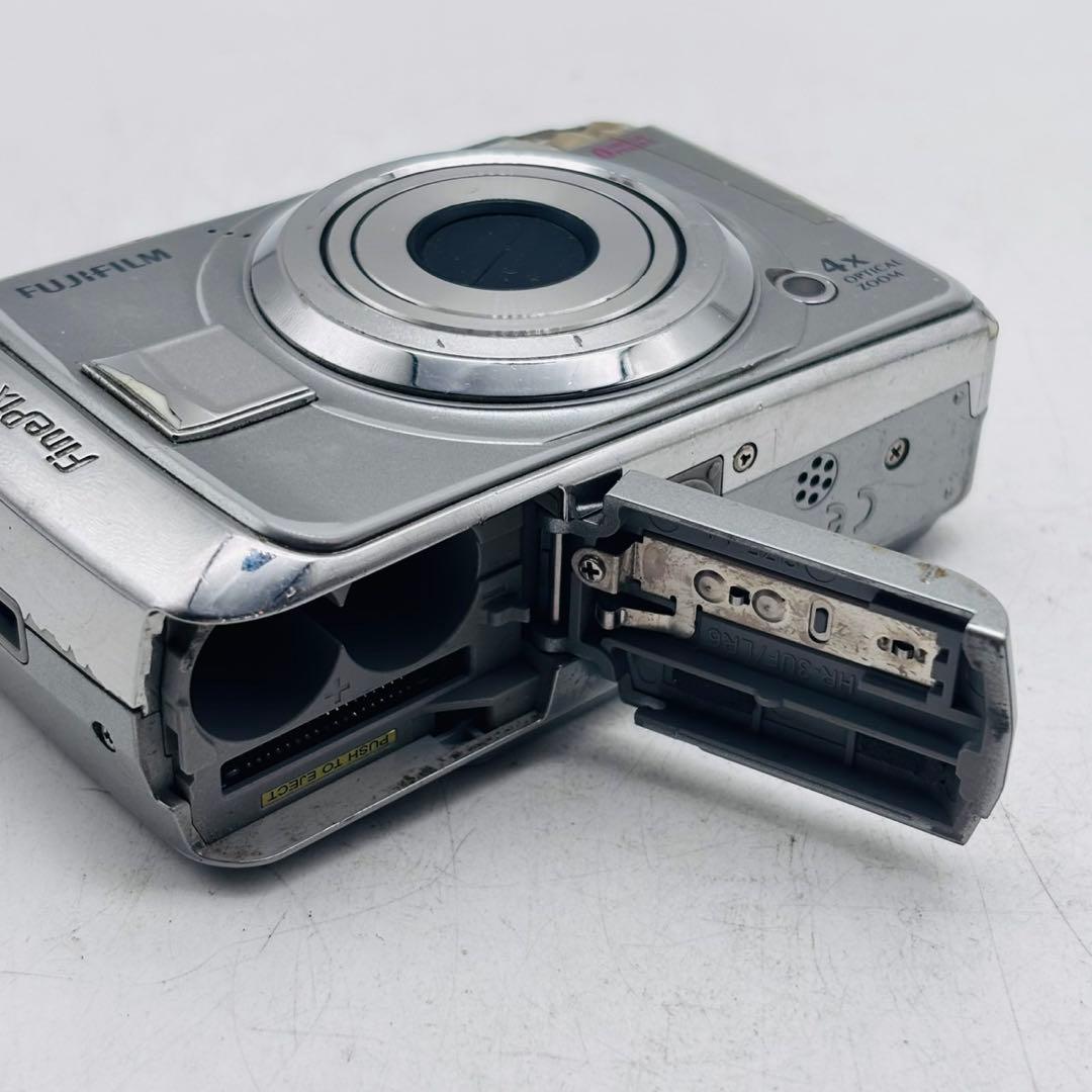 【動作確認済み】FUJIFILM FinePix A900 単三電池