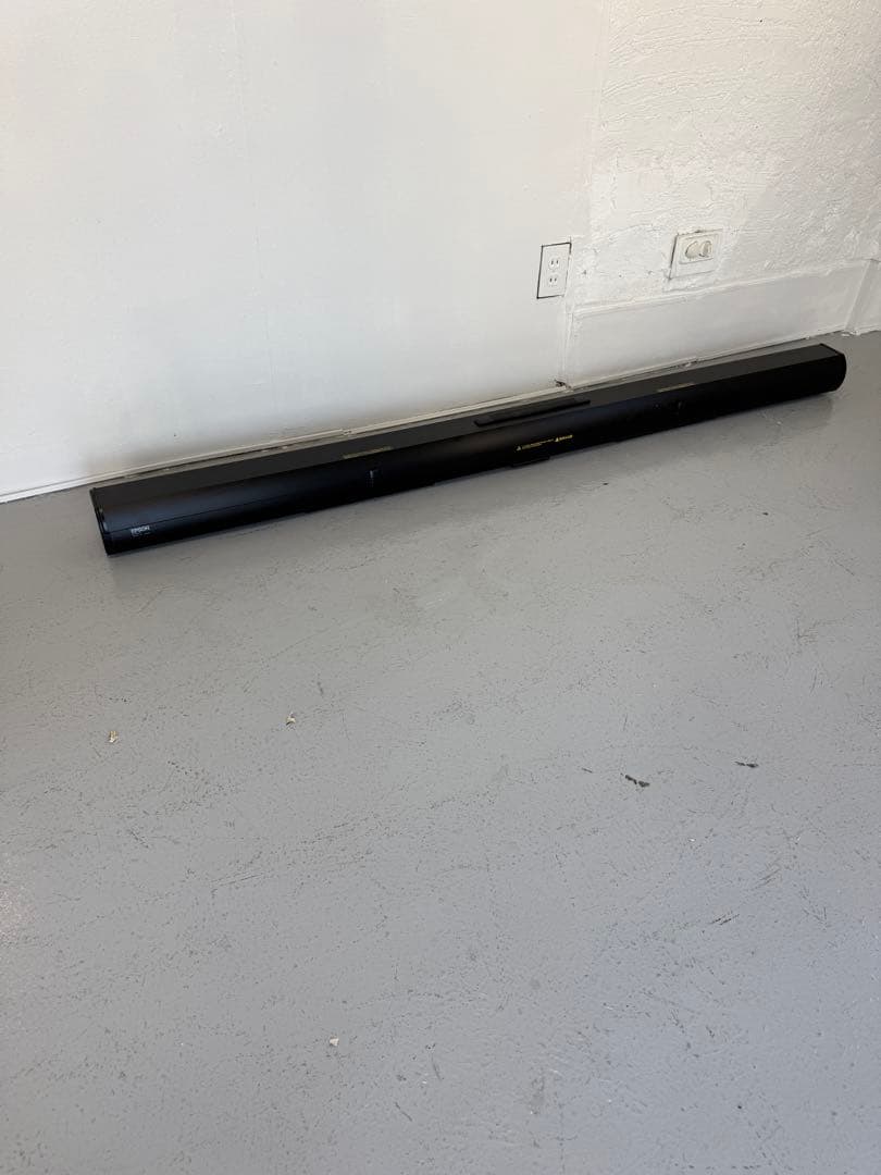 EPSON自立式プロジェクタースクリーン　80インチELPSC08